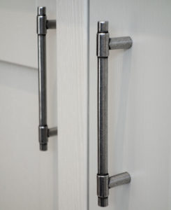 FD528 - Farrow Pull Handle